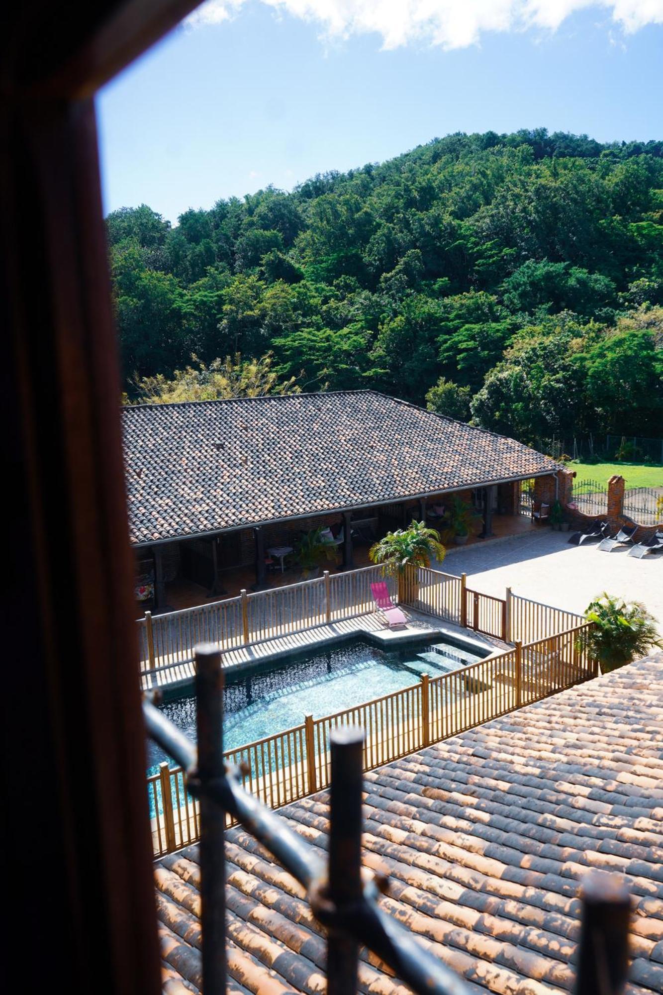 Domaine Du Chateau Ле-Труаз-Иле Номер фото